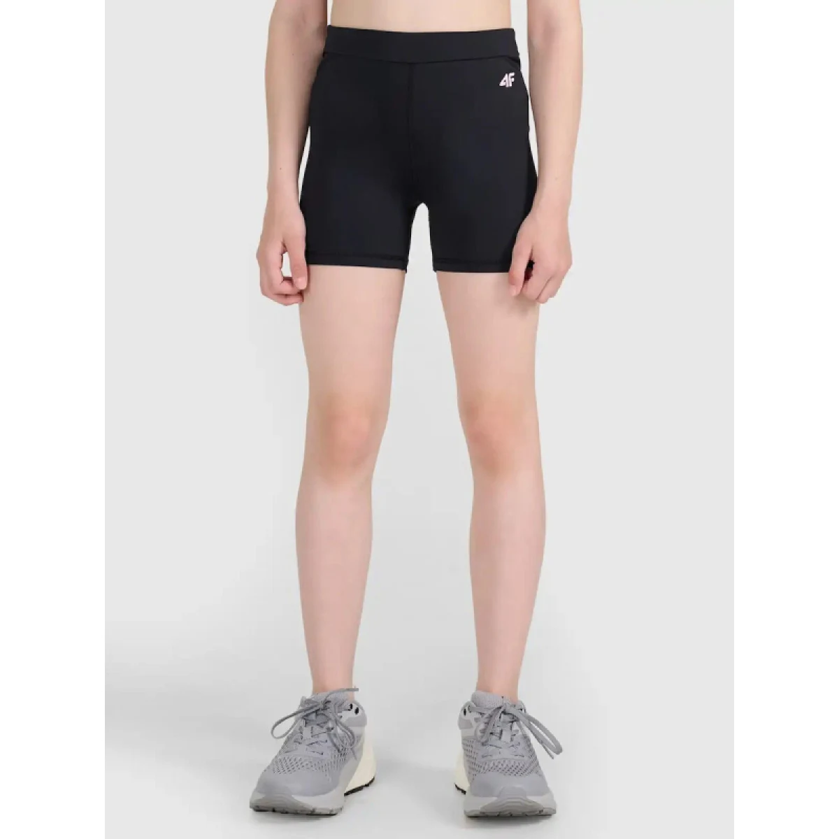 Dívčí kraťasy 4F JUNIOR SHORT TIGHTS FNK F100-20S-DEEP BLACK · záber 2