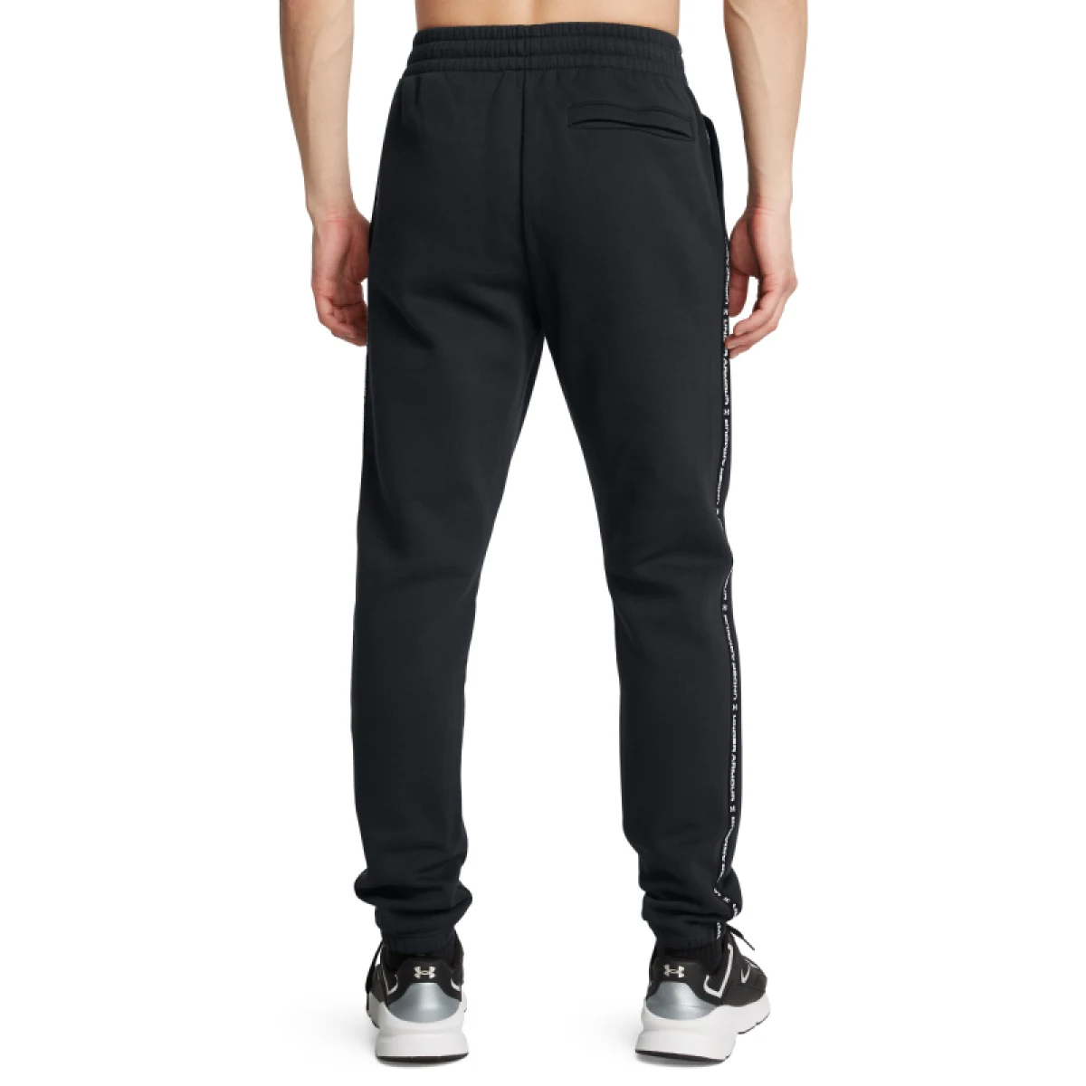 Pánské tepláky UNDER ARMOUR UA Icon Fleece Jgr Taping-BLK · záber 2