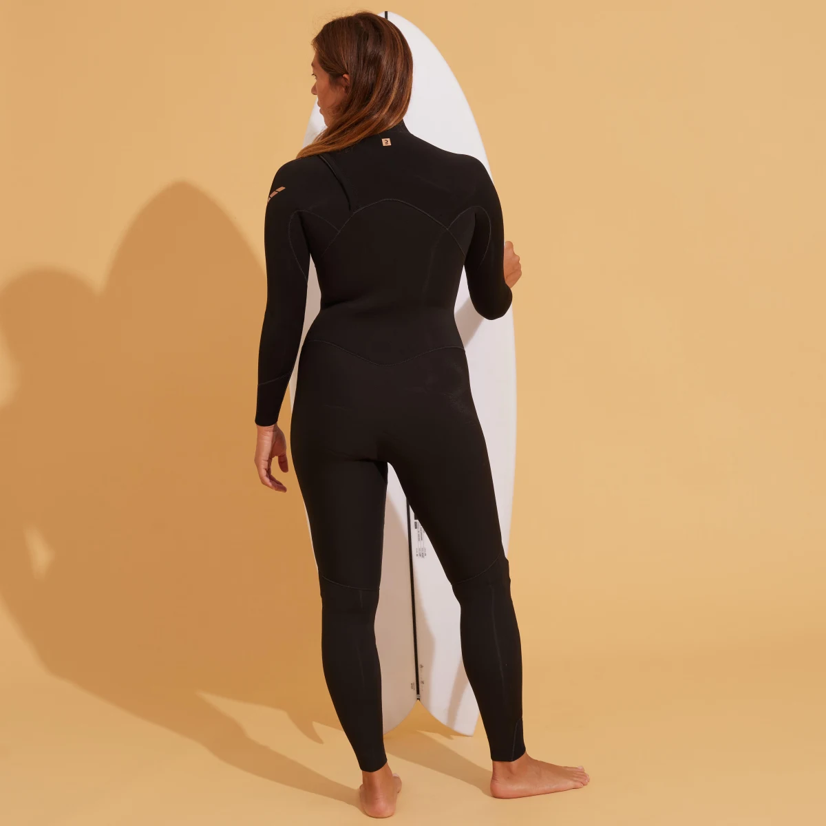 DECATHLON Dámsky neoprén 900 na surf 3/2 mm so zipsom vpredu čierny XS · záber 2
