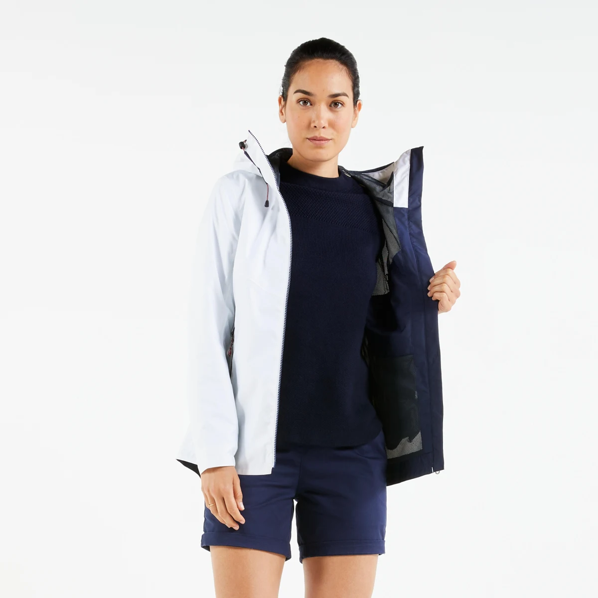 DECATHLON Dámska bunda na jachting 100 nepremokavá vetruvzdorná tmavomodrá 2XL · záber 2