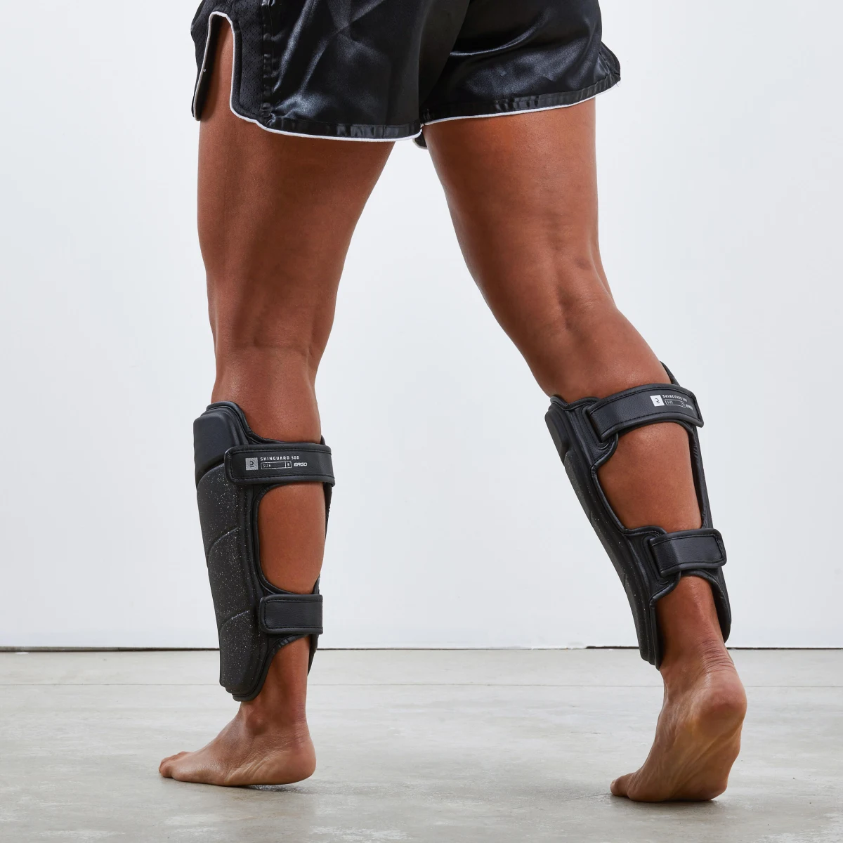 OUTSHOCK Ergonomický chránič píšťaly 500 čierny S · záber 2