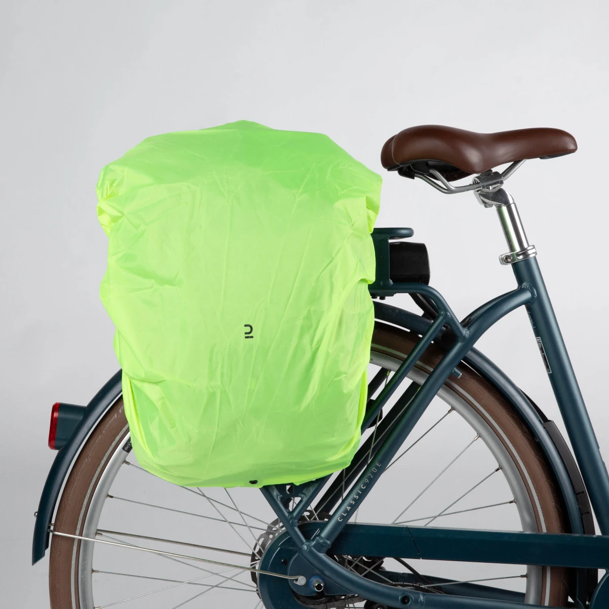DECATHLON Dvojitý batoh na nosič batožiny 27 l reflexný bez · záber 2