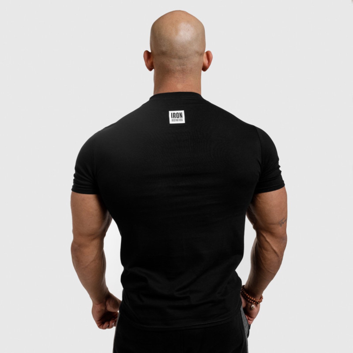 Pánske fitness tričko Iron Aesthetics Boxed, čierne · záber 5