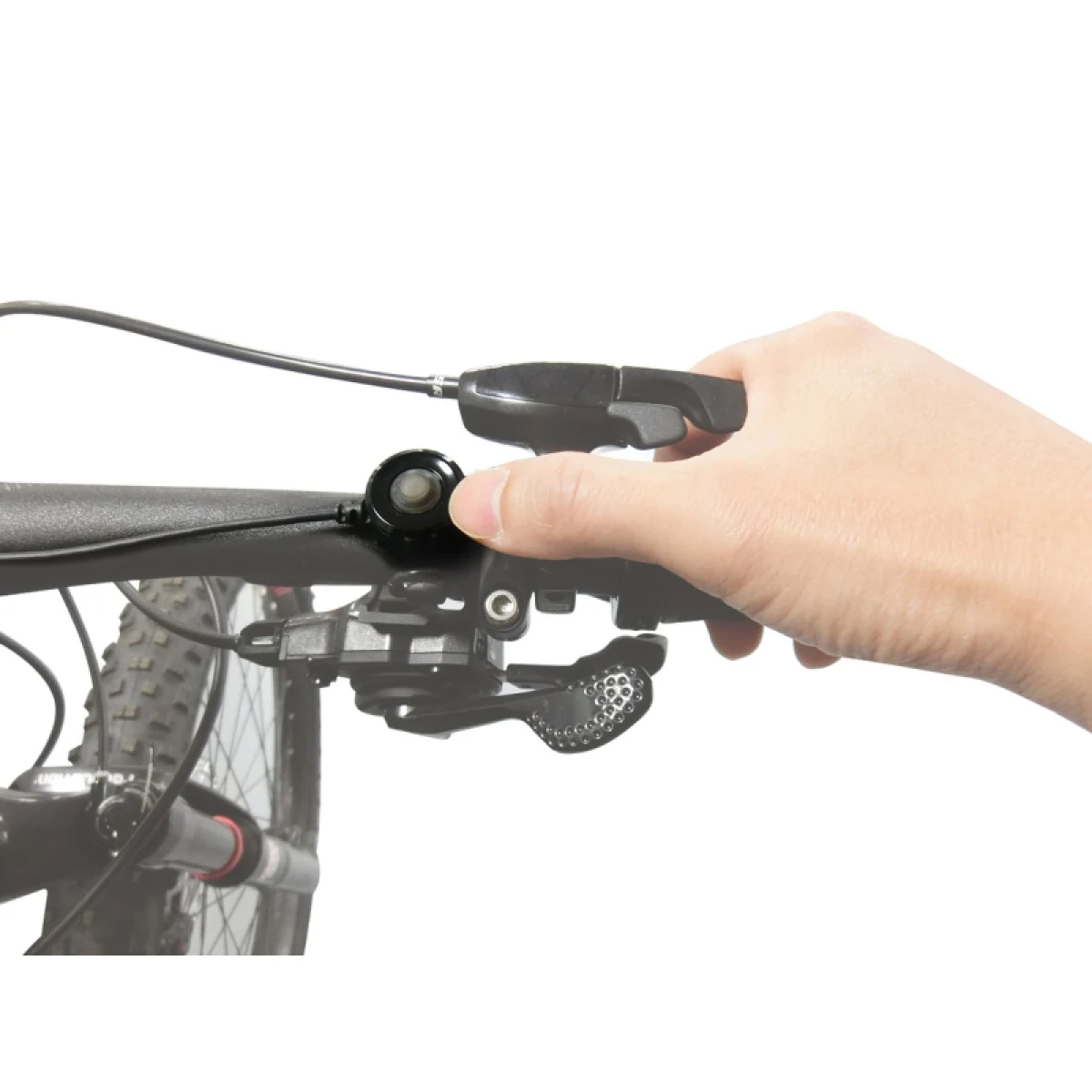 Držiak na svetlo na bicykel LEZYNE LED REMOTE BUTTON · záber 2