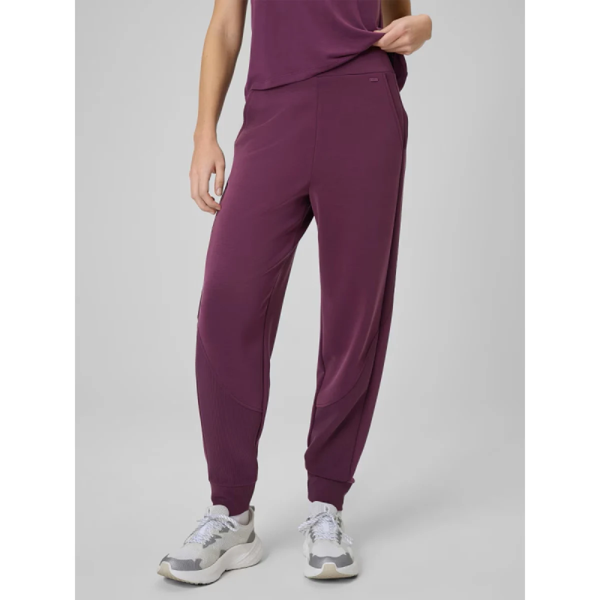 Dámske tepláky 4F TROUSERS CAS F1410-60S-BURGUNDY · záber 2