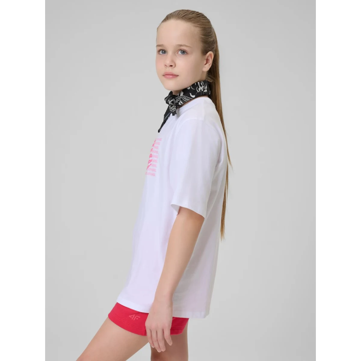 Dievčenské tričko s krátkym rukávom 4F JUNIOR TSHIRT F3302-10S-WHITE · záber 3