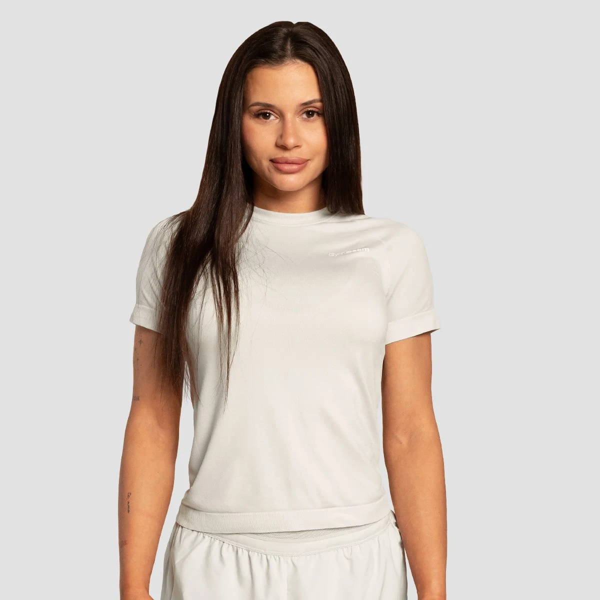GymBeam Women‘s Pulse X Running T-shirt Gray - Veličina: XS | Boja: Sivá | Težina: 0,096 g | Pakiranje: 100 · záber 1