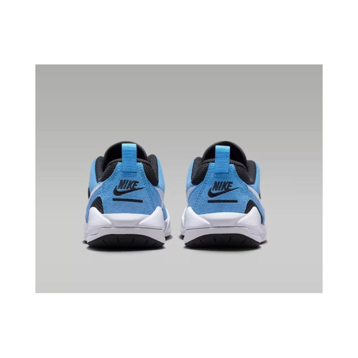Chlapecká rekreační obuv NIKE Jordan CMFT Era Jr black white university blue varsity red · záber 5
