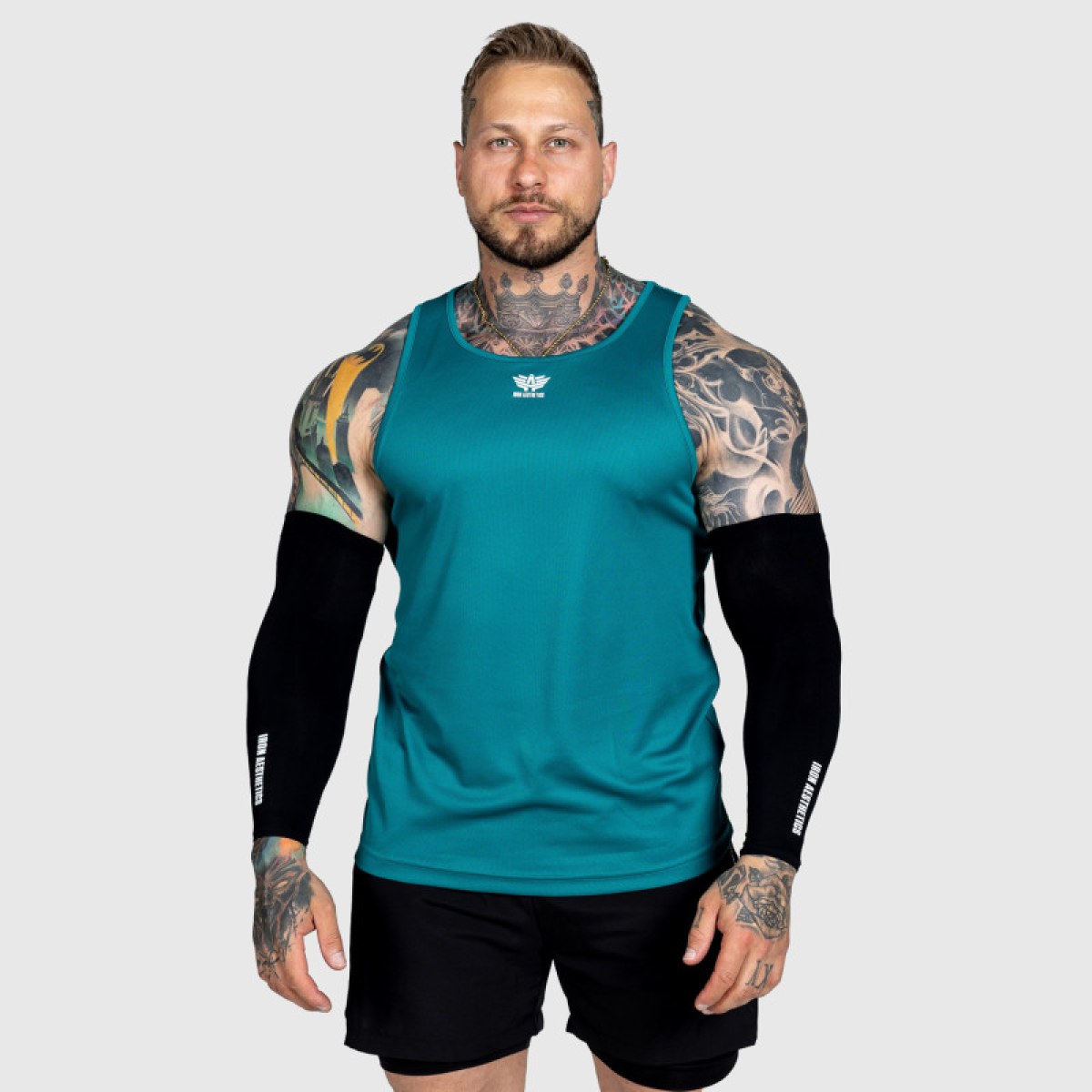 Návleky na ruky Iron Aesthetics Seamless Arms, čierne · záber 2