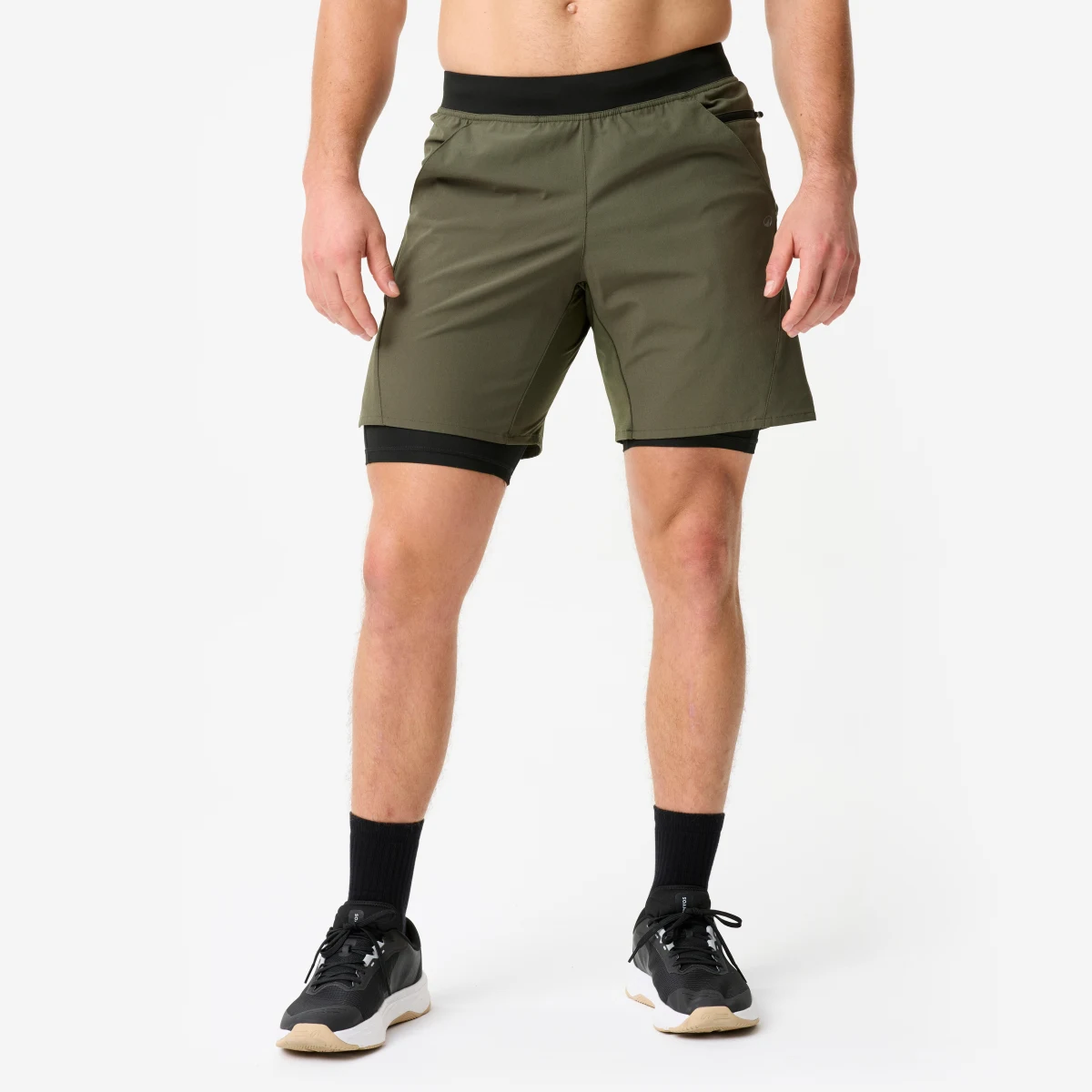 DOMYOS Pánske priedušné fitness šortky 2 v 1 s vreckom na zips XL · záber 1