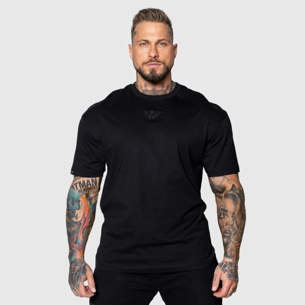 Oversized tričko Iron Aesthetics 3D, čierne · záber 1