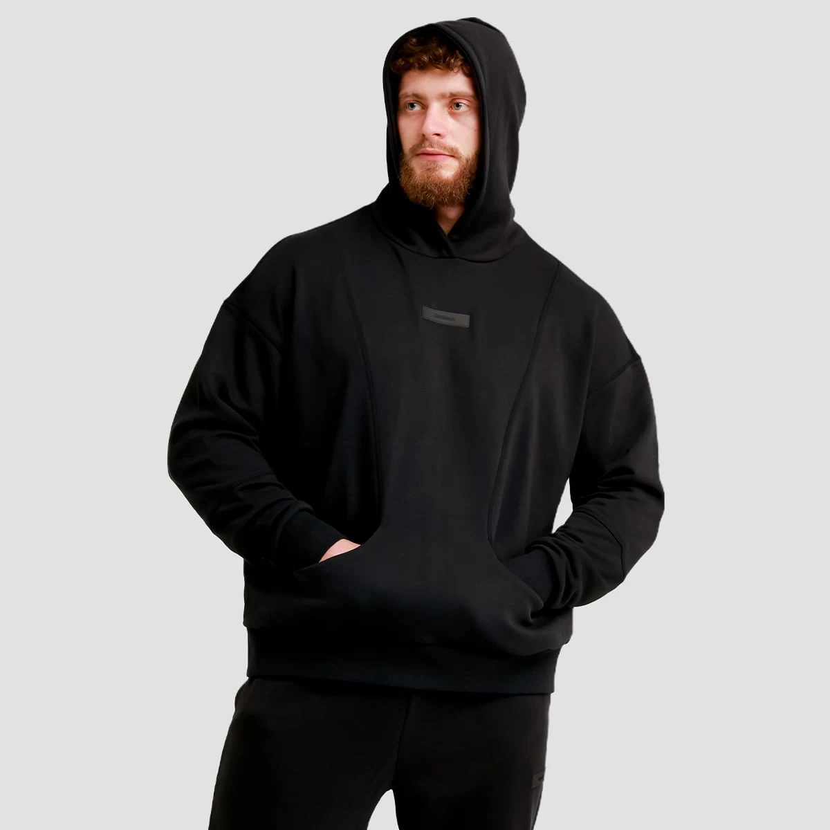 GymBeam Unity Hoodie Black - Barva: Čierna | Hmotnost: 0,83 kg · záber 3