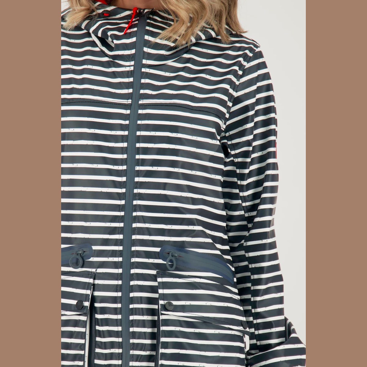 ALIFE AND KICKIN Alife & Kickin AudreyAK Raincoat - Veľkosť: XS · záber 5