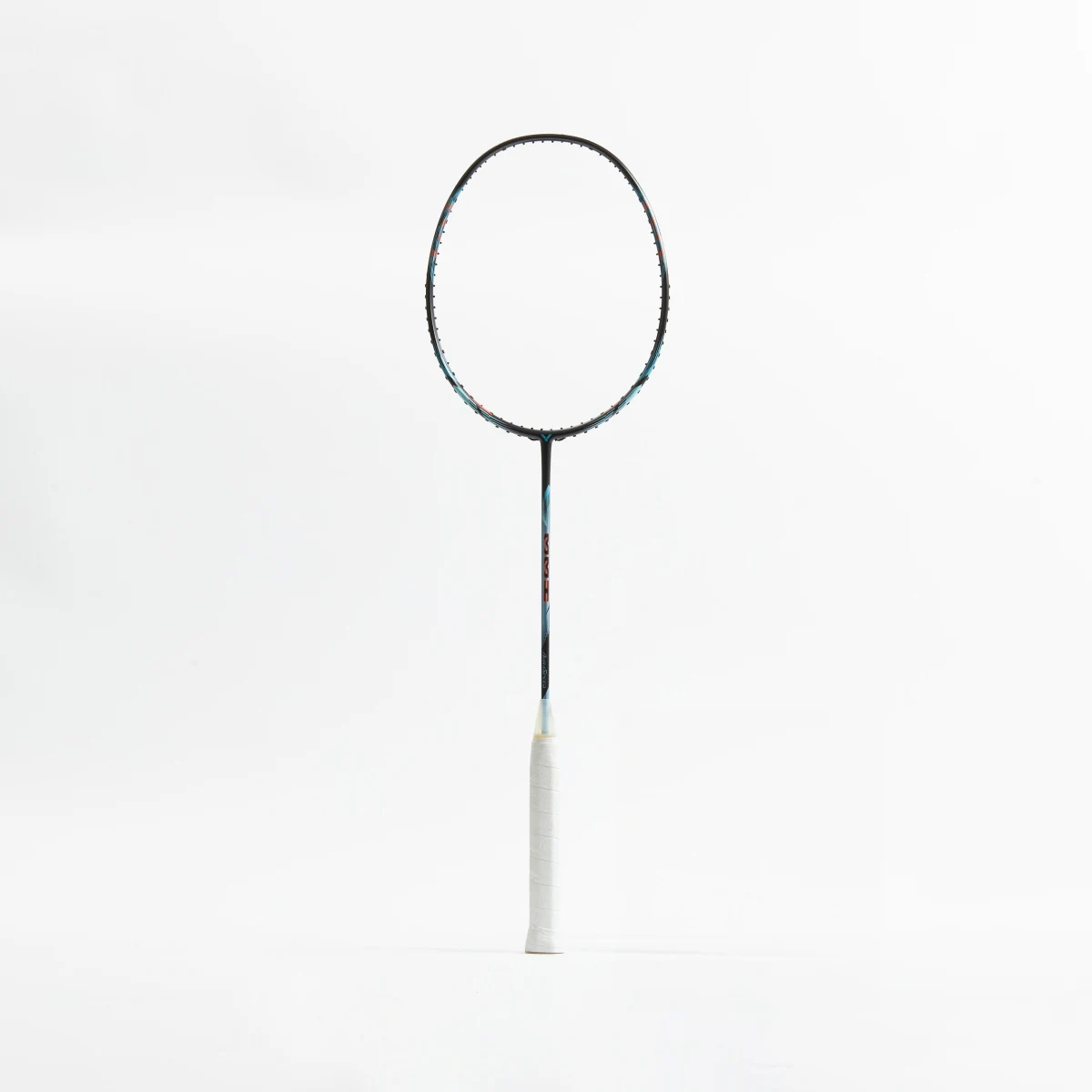 VICTOR VICTOR Auraspeed 33H C bedmintonová raketa bez · záber 1