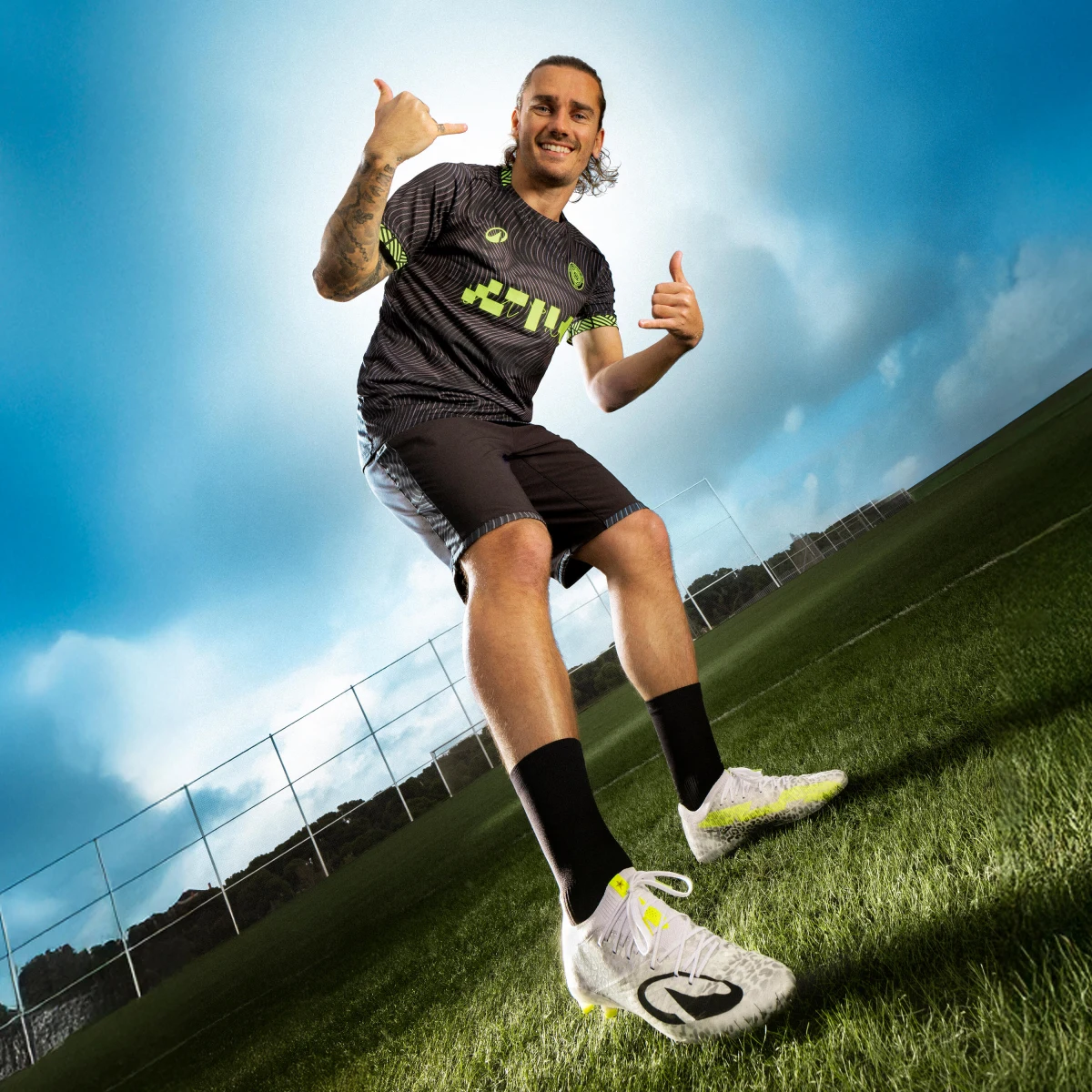 KIPSTA Futbalové šortky Viralto II Wavy čierne 2XL · záber 2