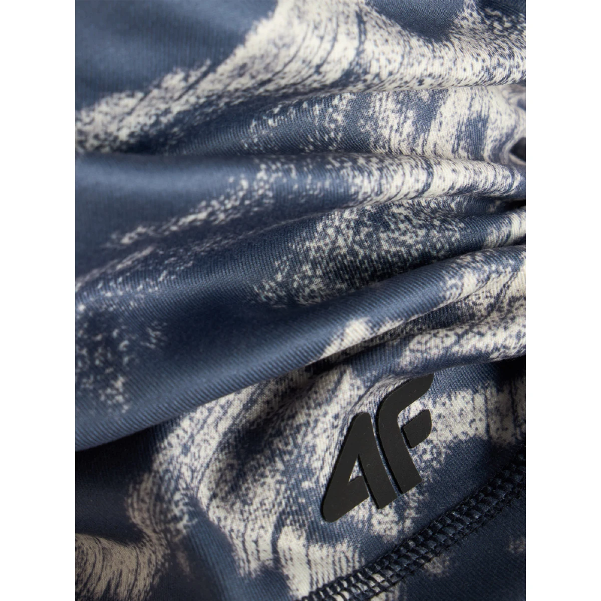 Nákrčník 4F BANDANA U102-WAW25ABDAU102-91A-MULTICOLOUR 1 ALLOVER · záber 3