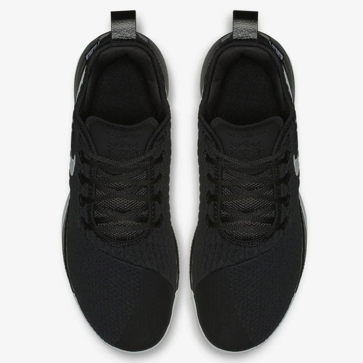 Nike LeBron Witness III - 40,5 · záber 3