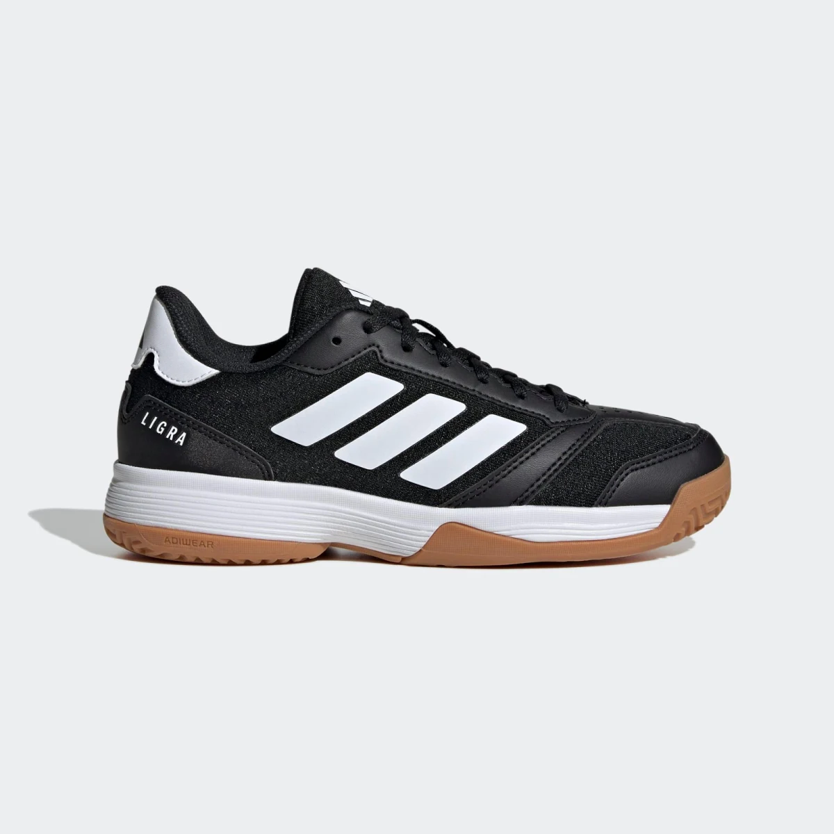 ADIDAS Detská obuv na hádzanú Ligra 8 čierna 37 1/3 · záber 1