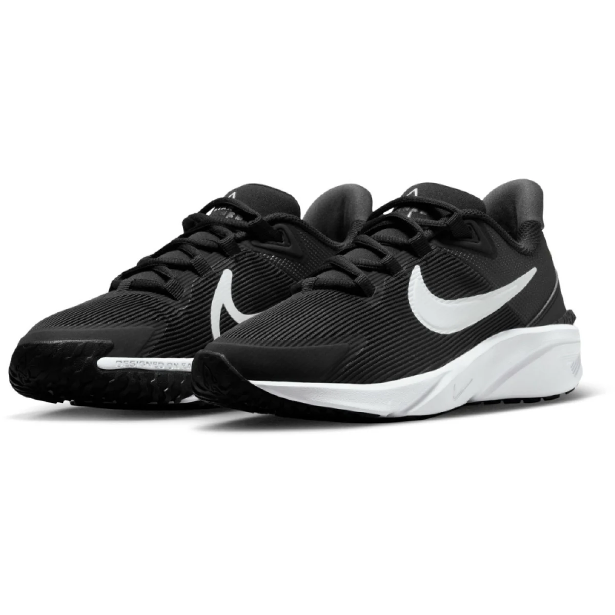 Dětská sportovní obuv (tréninková) NIKE Star Runner 4 K black white anthracite · záber 3