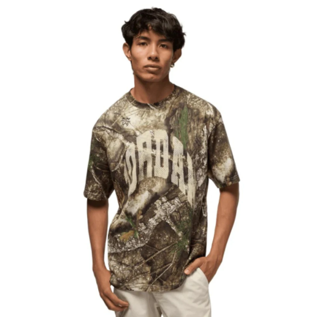 Pánske tričko s krátkym rukávom NIKE JORDAN BRK RLT AOP SS CREW 133 SAIL · záber 1
