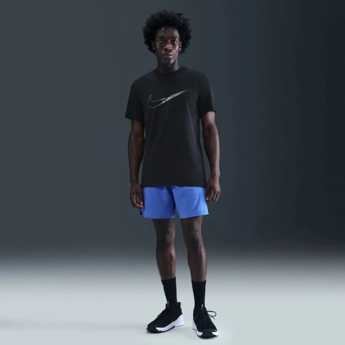 Pánske tréningové tričko s krátkym rukávom NIKE M NK DF TEE HBR BLACK WHITE · záber 5
