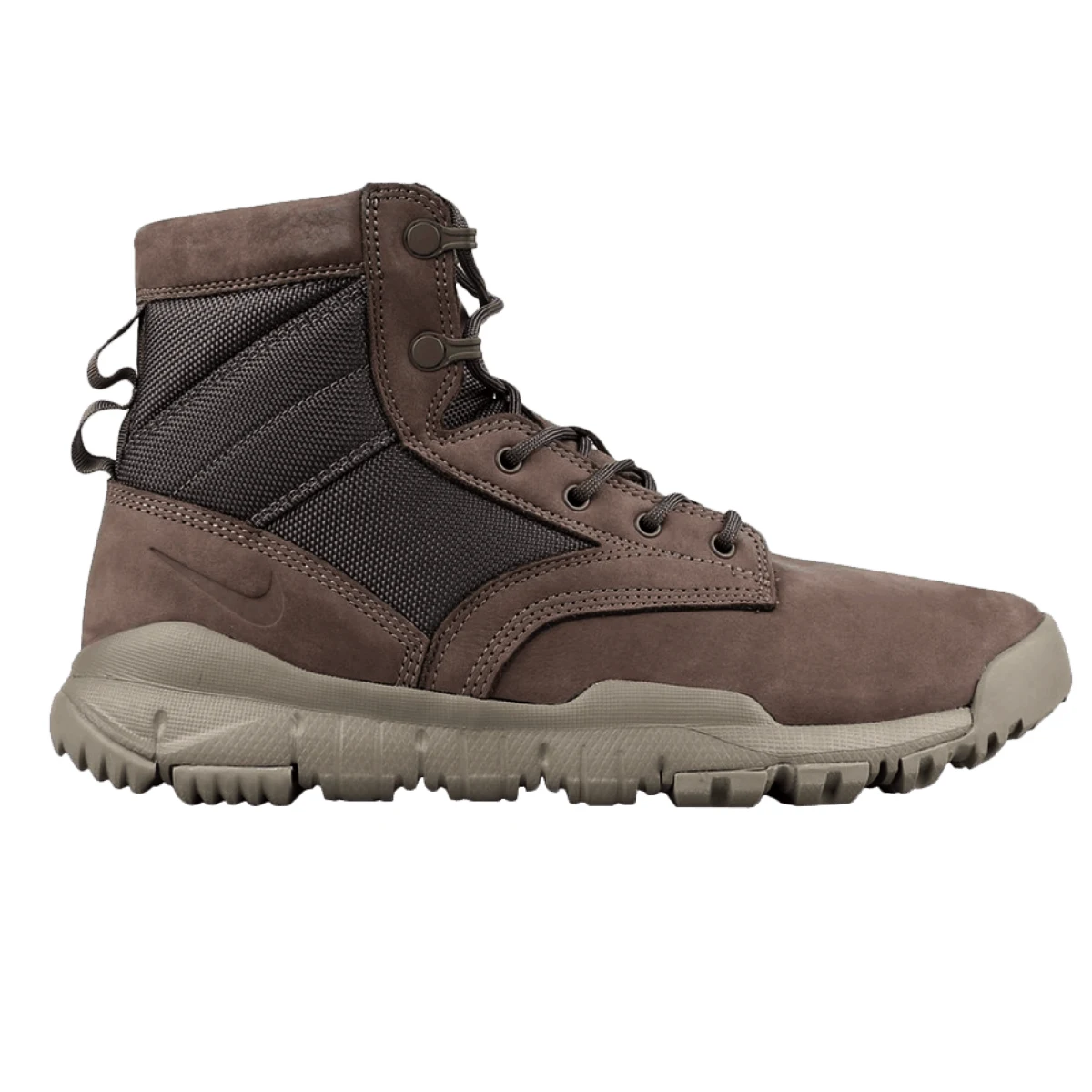 Nike SFB 6" Leather - 42 · záber 1