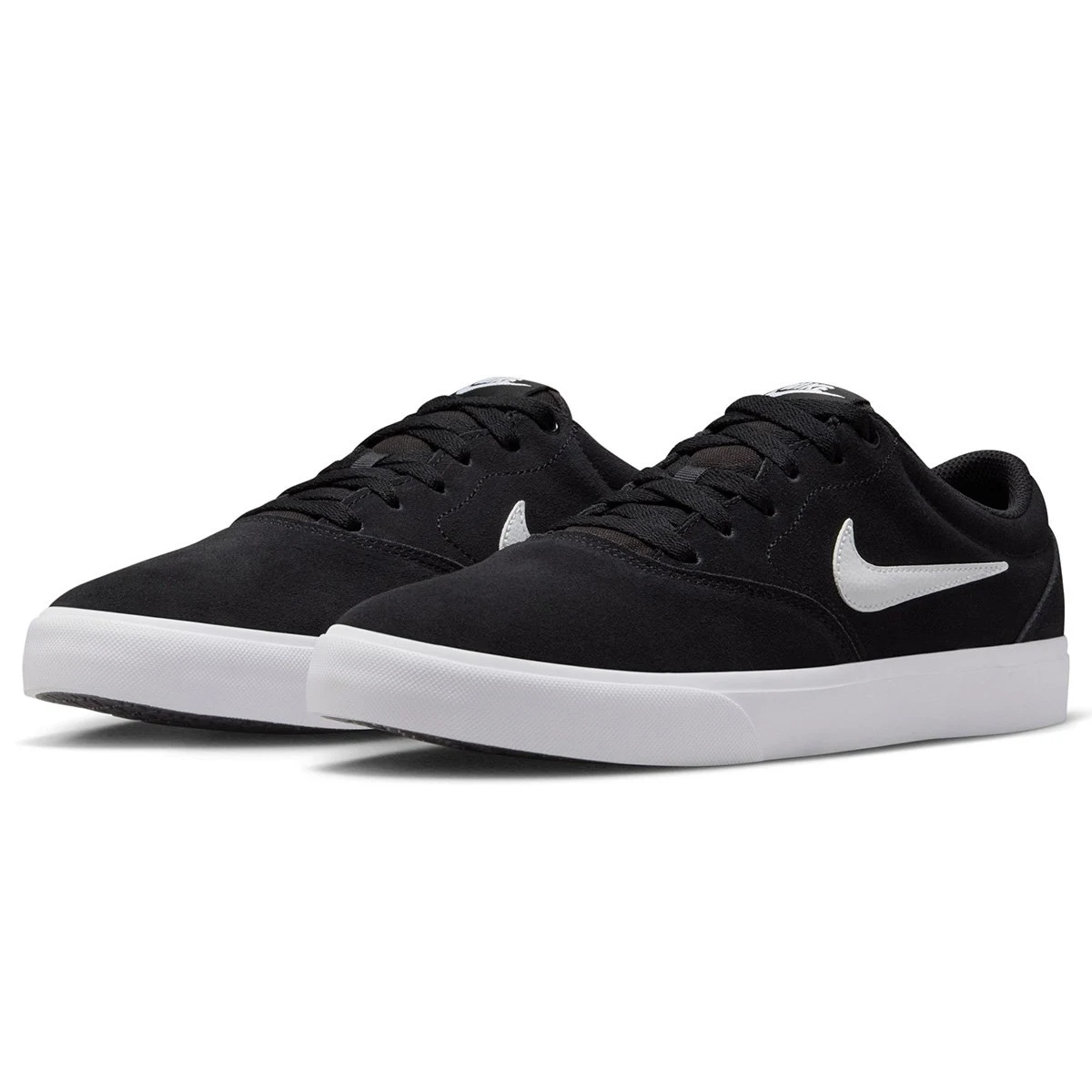 Nike nabíjejte semiš m - Velikost: 41 · záber 2