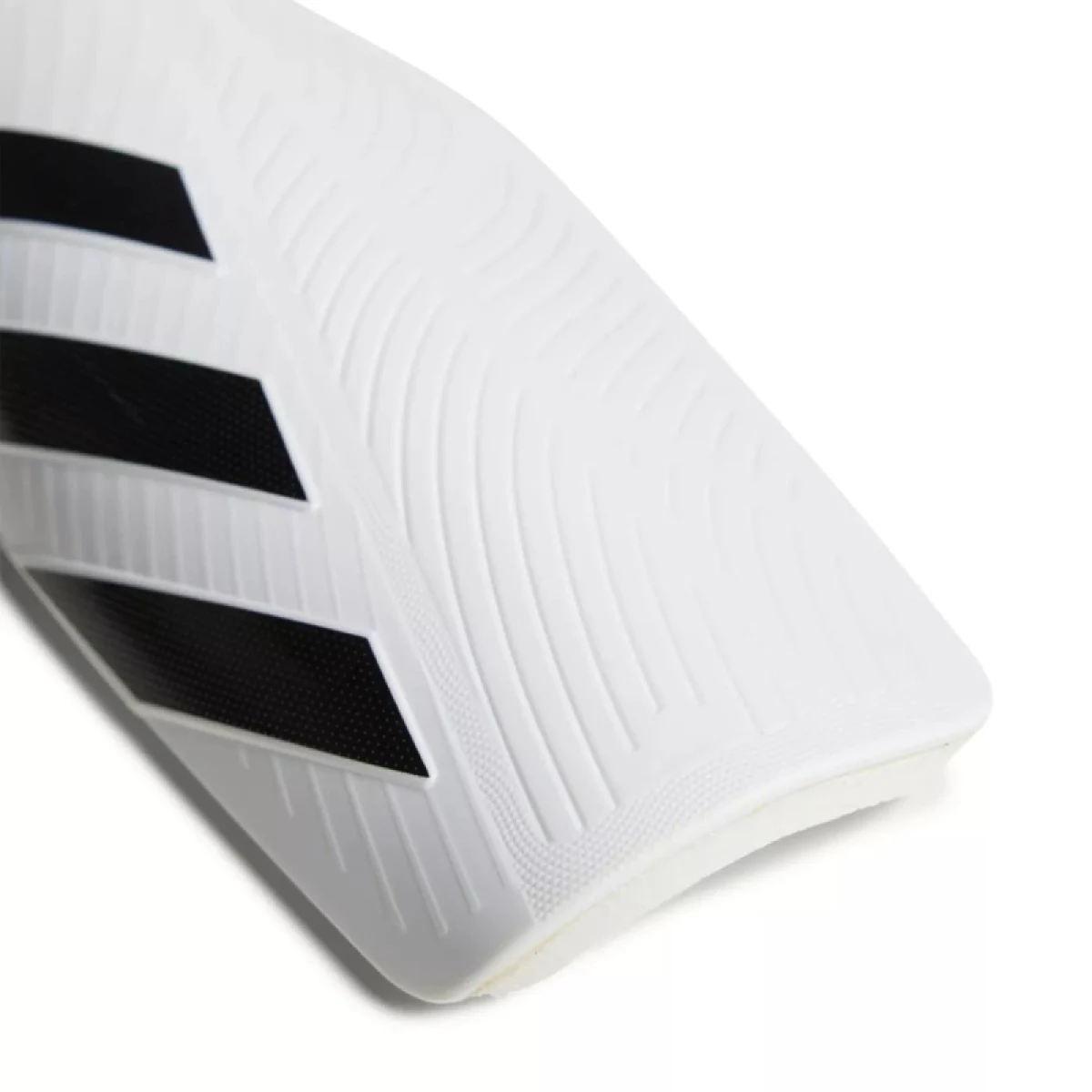 Futbalový chránič ADIDAS TIRO SG EU CLB WHITE BLACK · záber 2