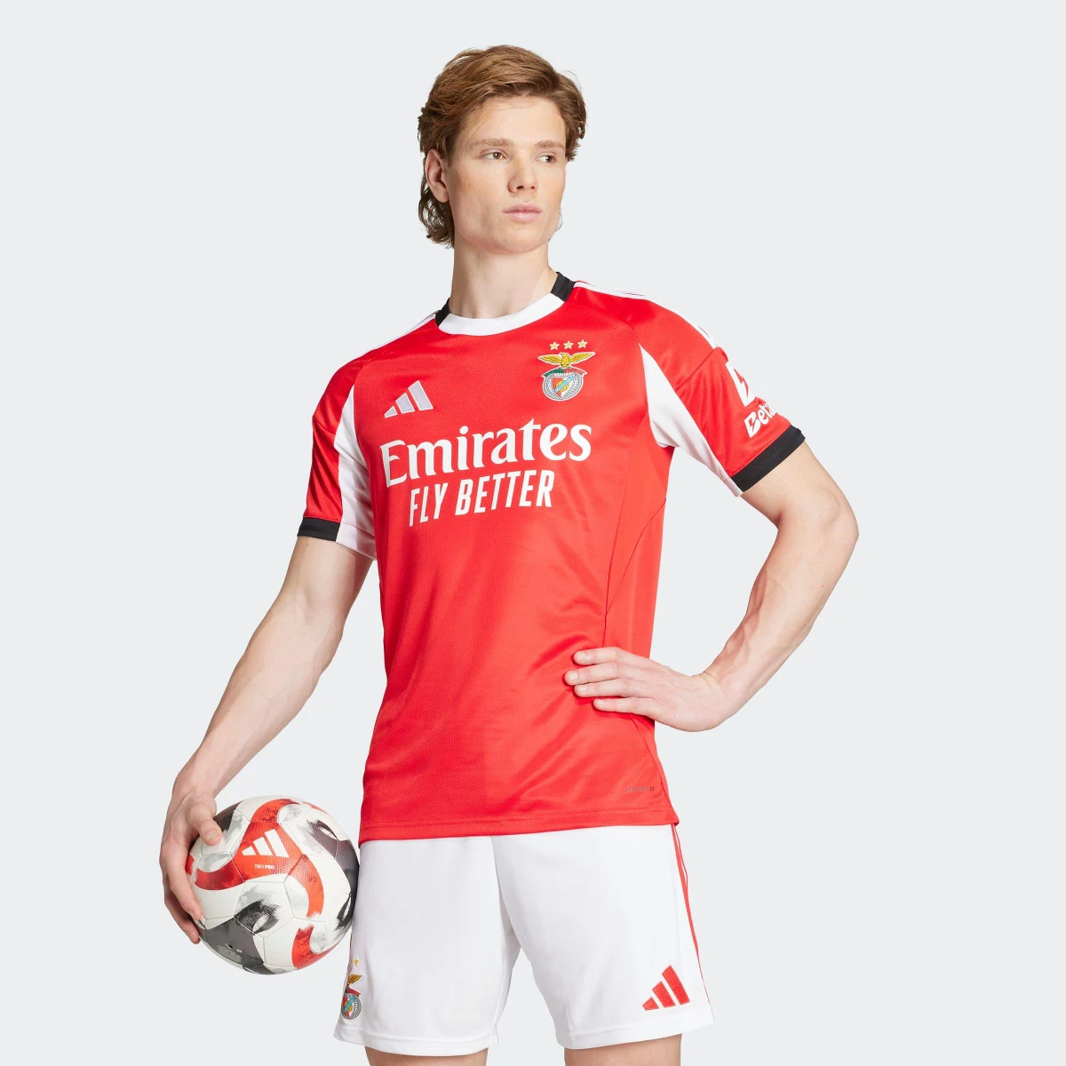 ADIDAS ADIDAS domáci dres klubu Benfica 25/26 XL · záber 1