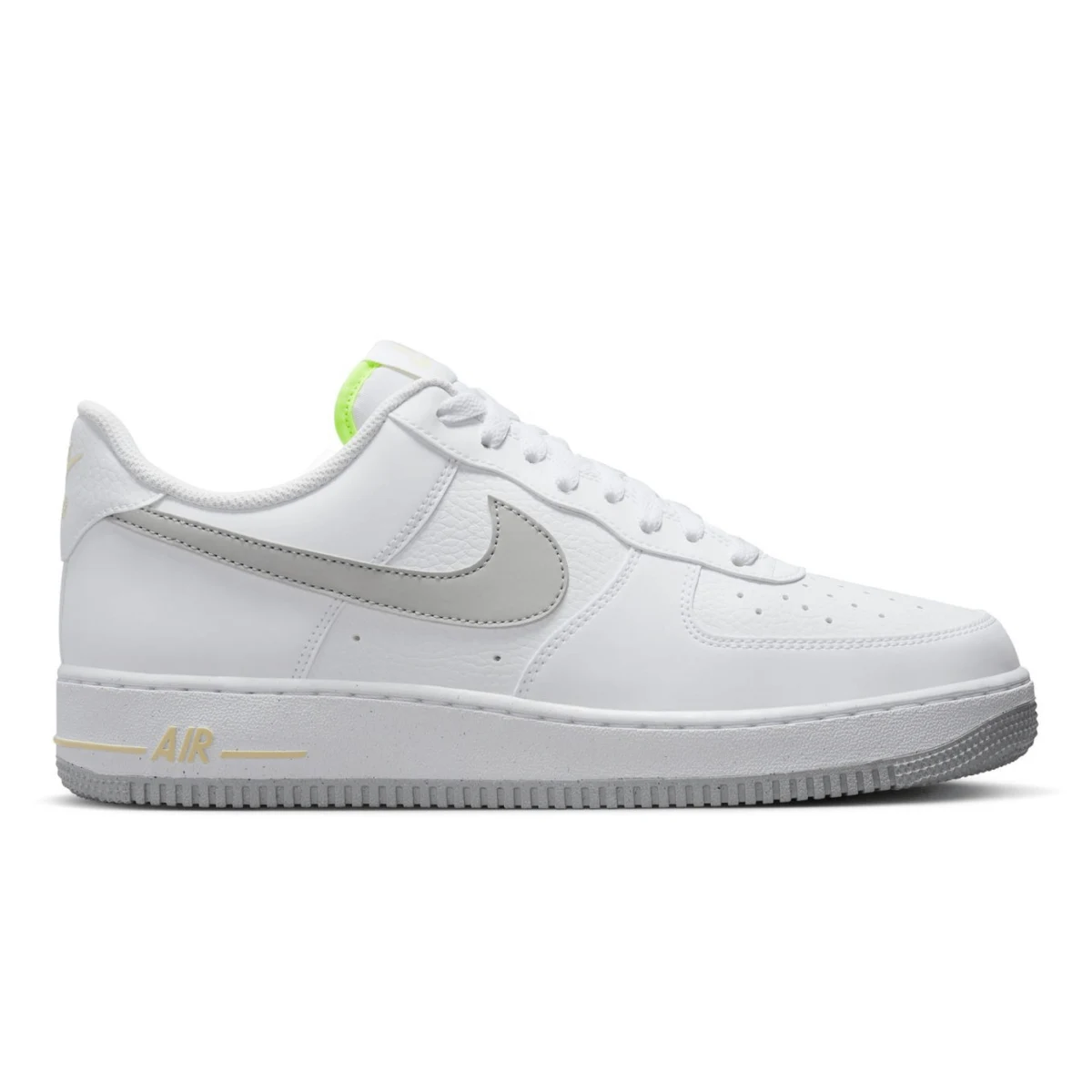 Nike Air Force 1 '07 Next Nature - 45,5 · záber 1