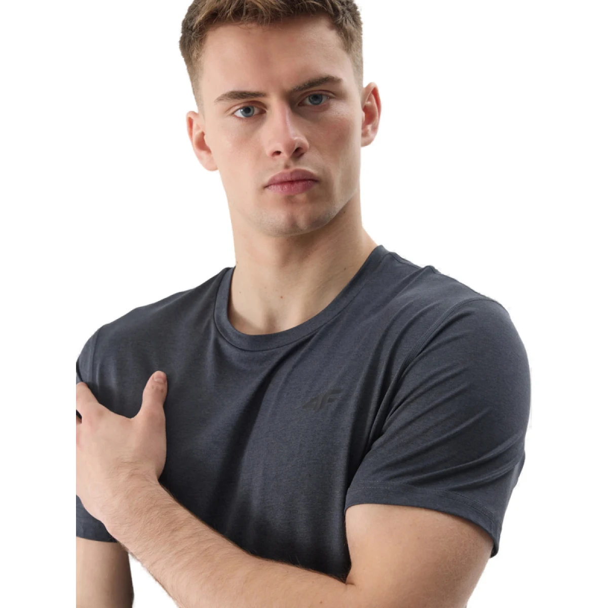 Pánské tréninkové tričko s krátkým rukávem 4F TSHIRT FNK-WSS24TFTSM599-20M-DEEP BLACK MELANGE · záber 3