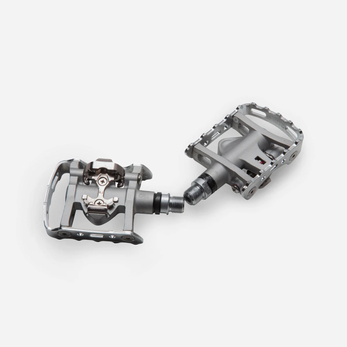 SHIMANO Obojstranné pedále na MTB SHIMANO M324 SPD hliníkové . · záber 1
