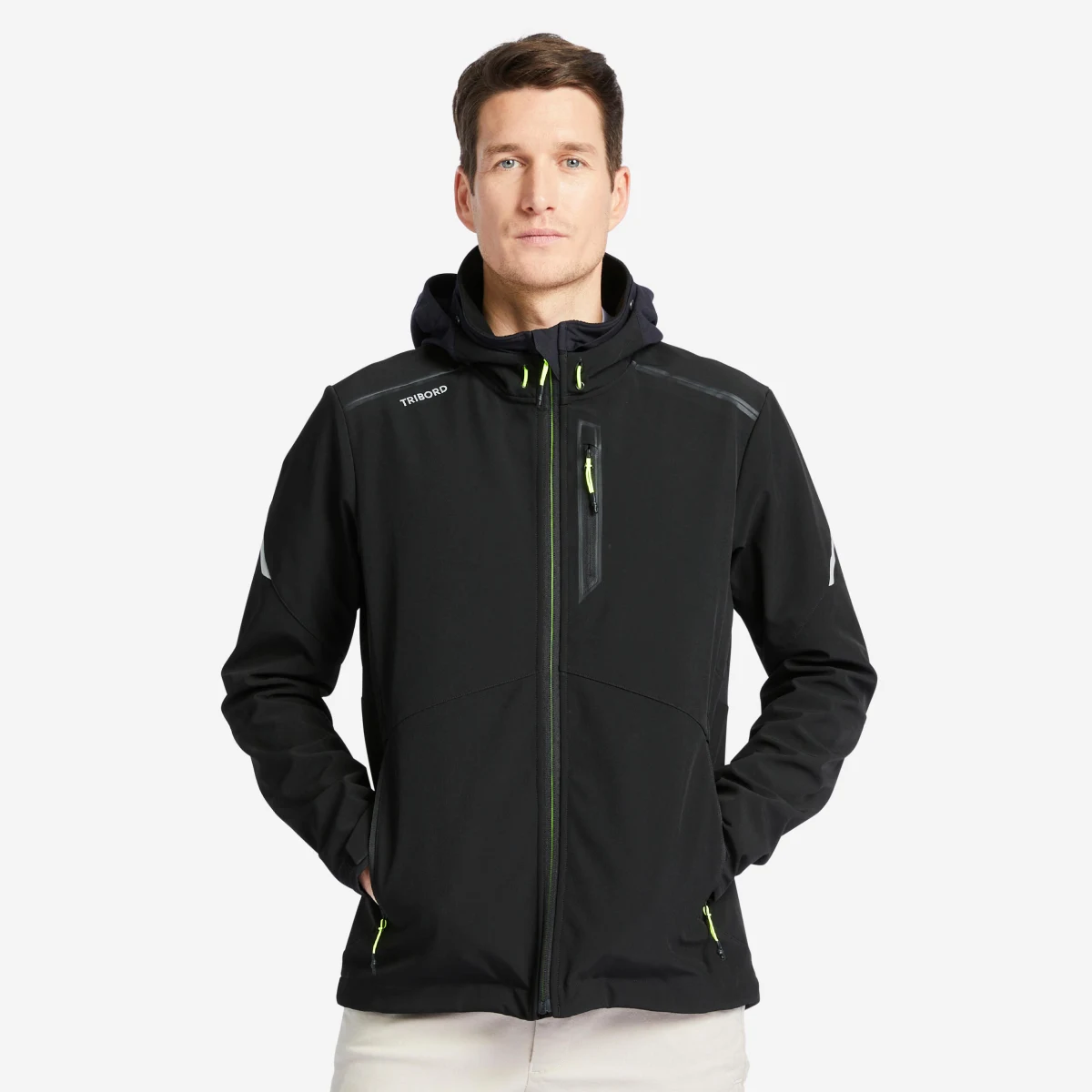 DECATHLON Pánska vetruvzdorná softshellová bunda Sailing 900 XS · záber 1