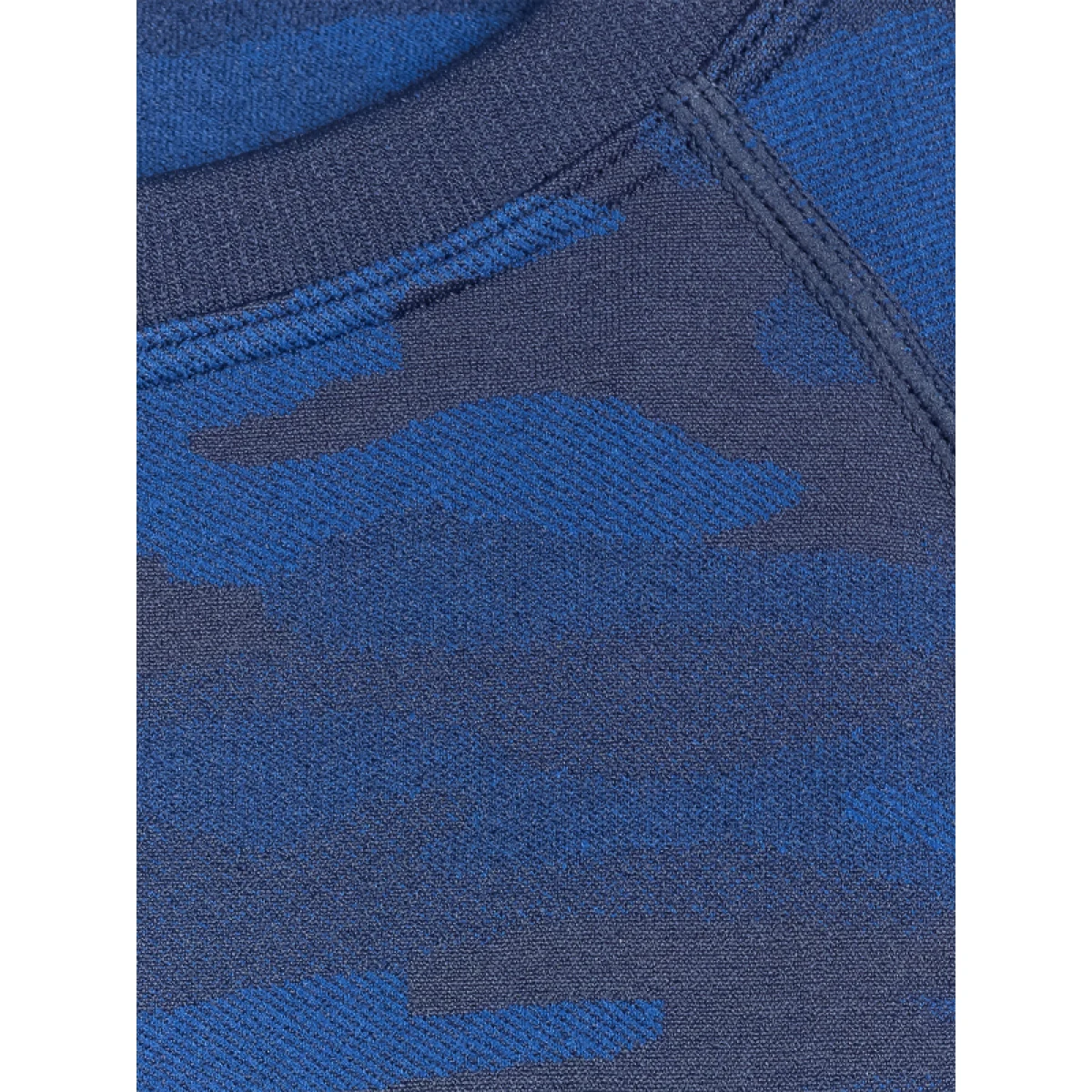 Chlapčenské termoprádlo vrchný a spodný diel 4F JUNIOR SEAMLESS UNDERWEAR M249-4FJWAW25USEAM249-91A-MULTICOLOUR 1 ALLOVER · záber 4