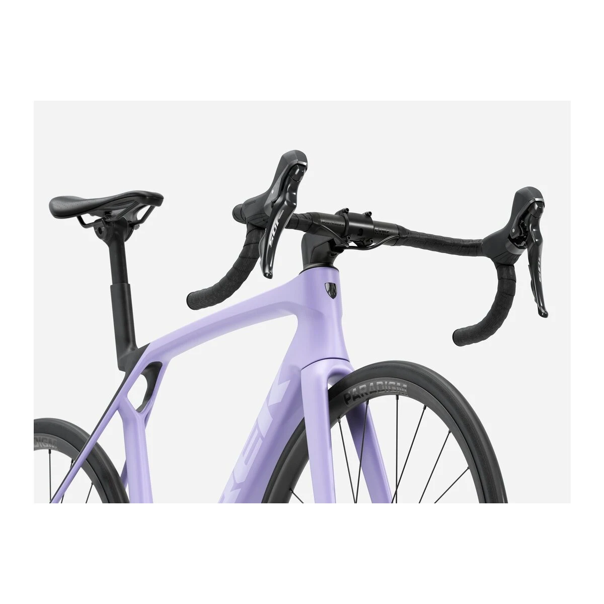 Trek Madone SL 5 Gen 8 Matte Lavender Haze/Deep Smoke 2026 - Velikost: M, 28, 700 | Barva: Šeříková, Fialová · záber 3