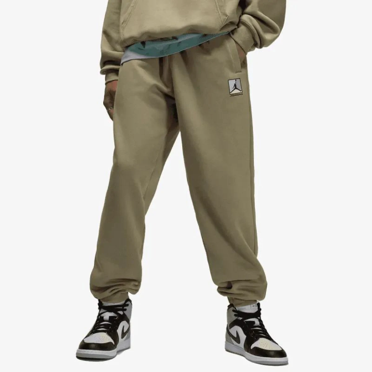 Pánske tepláky NIKE JORDAN M J BRK GFX PANT · záber 2