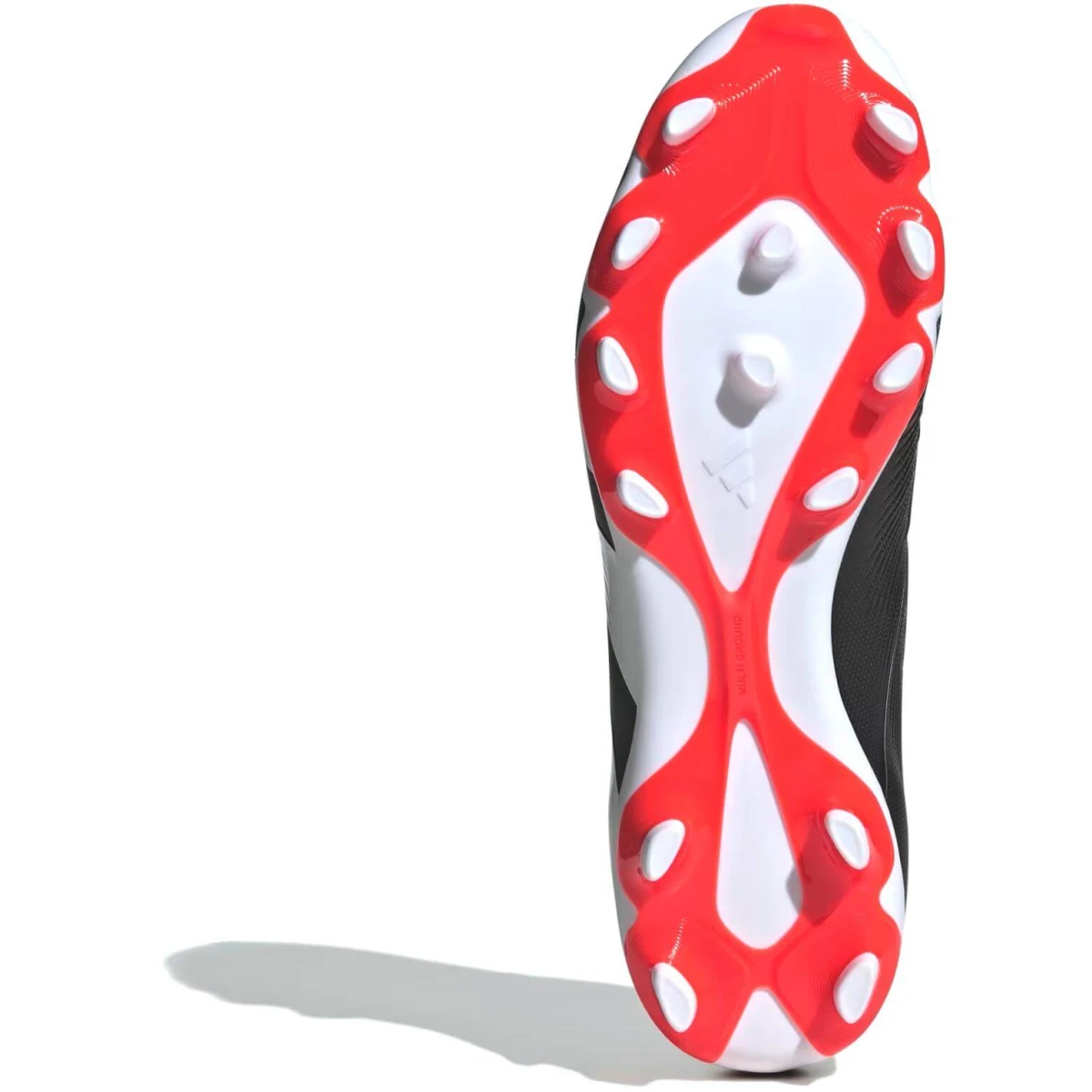 Adidas Predator 24 League Low MG - 42 ⅔ · záber 3