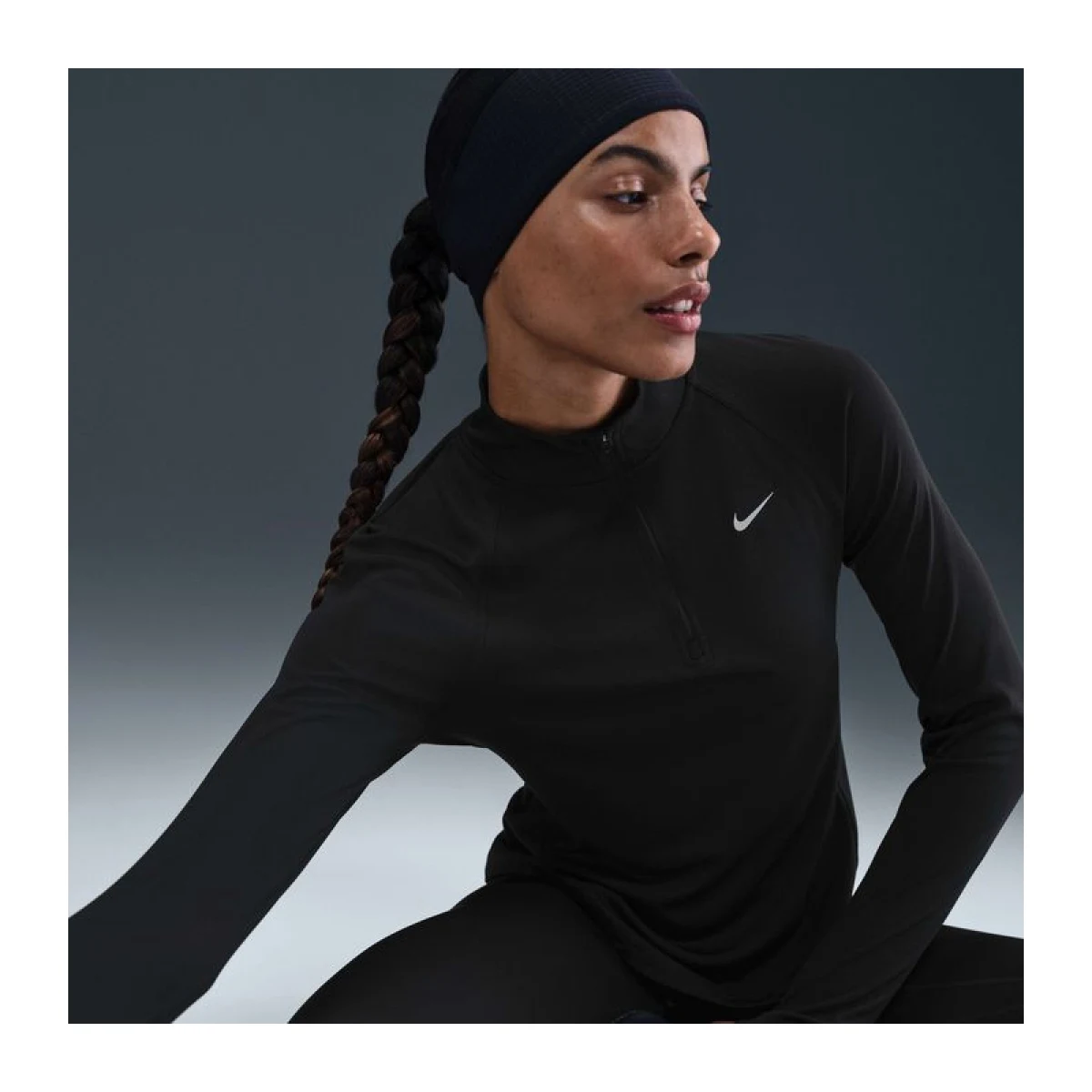 Dámska bežecká mikina s 1 2 zipsom NIKE W NK TEMPO SWSH HBR DF HZ TOP BLACK WHITE · záber 4