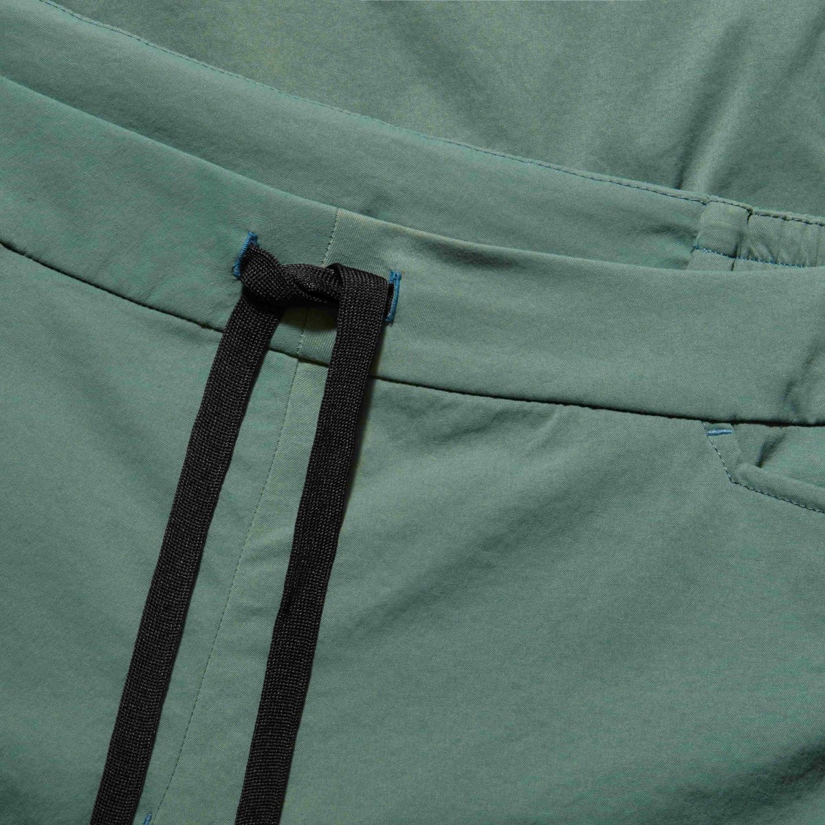 Mammut Massone Light Shorts W - Veľkosť: 42 · záber 5