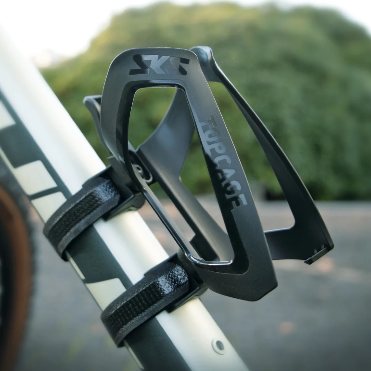 Držiak na bicykel SKS GERMANY Alternativní držák Anywhere s košíkem TopCage · záber 2