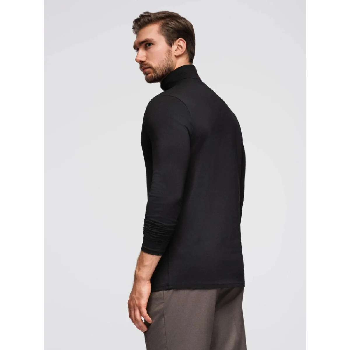 Pánske tričko s dlhým rukávom OMBRE Longsleeve OM-LSCL-0130 V-1 black · záber 4