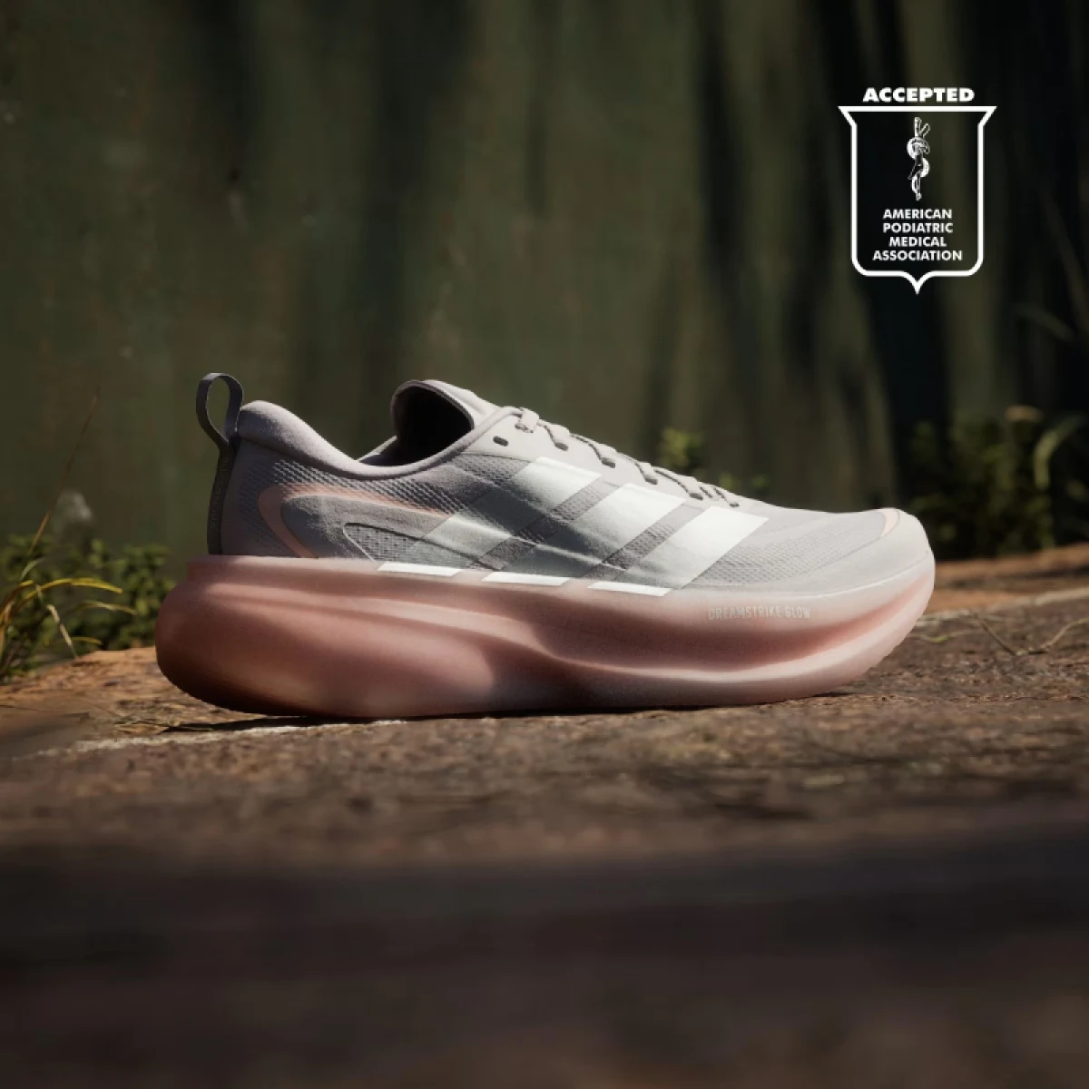 Dámska bežecká obuv ADIDAS Supernova Glide W ice purple silver metalic halo silver · záber 3