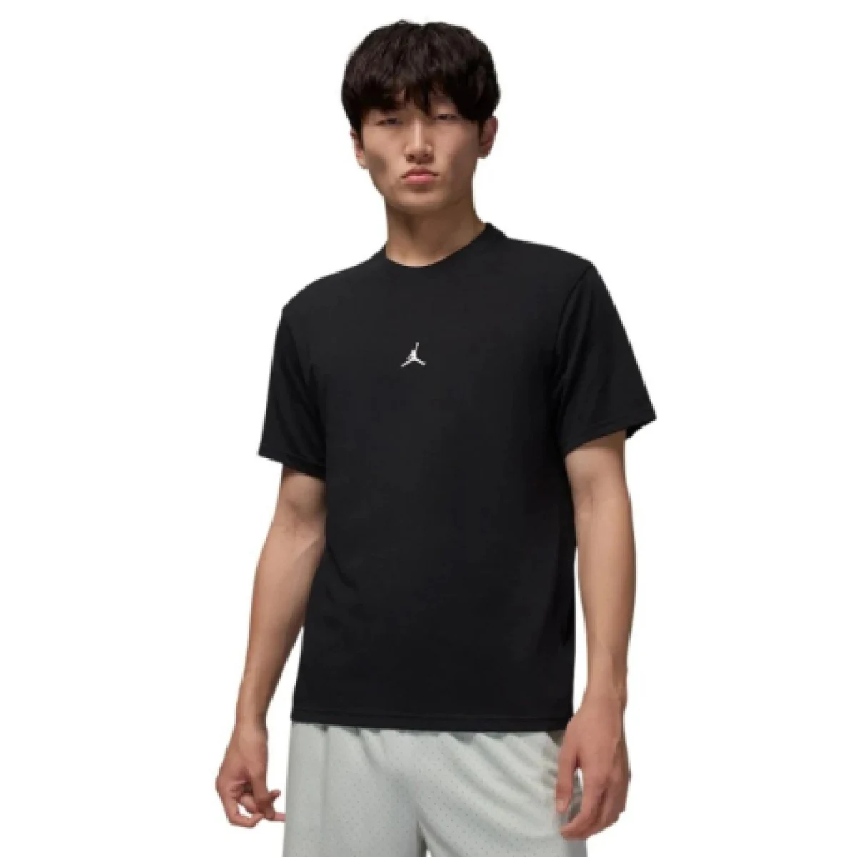 Pánske tričko s krátkym rukávom NIKE M JORDAN DF SPRT JUMPMAN SS CREW-010 BLACK WHITE · záber 1