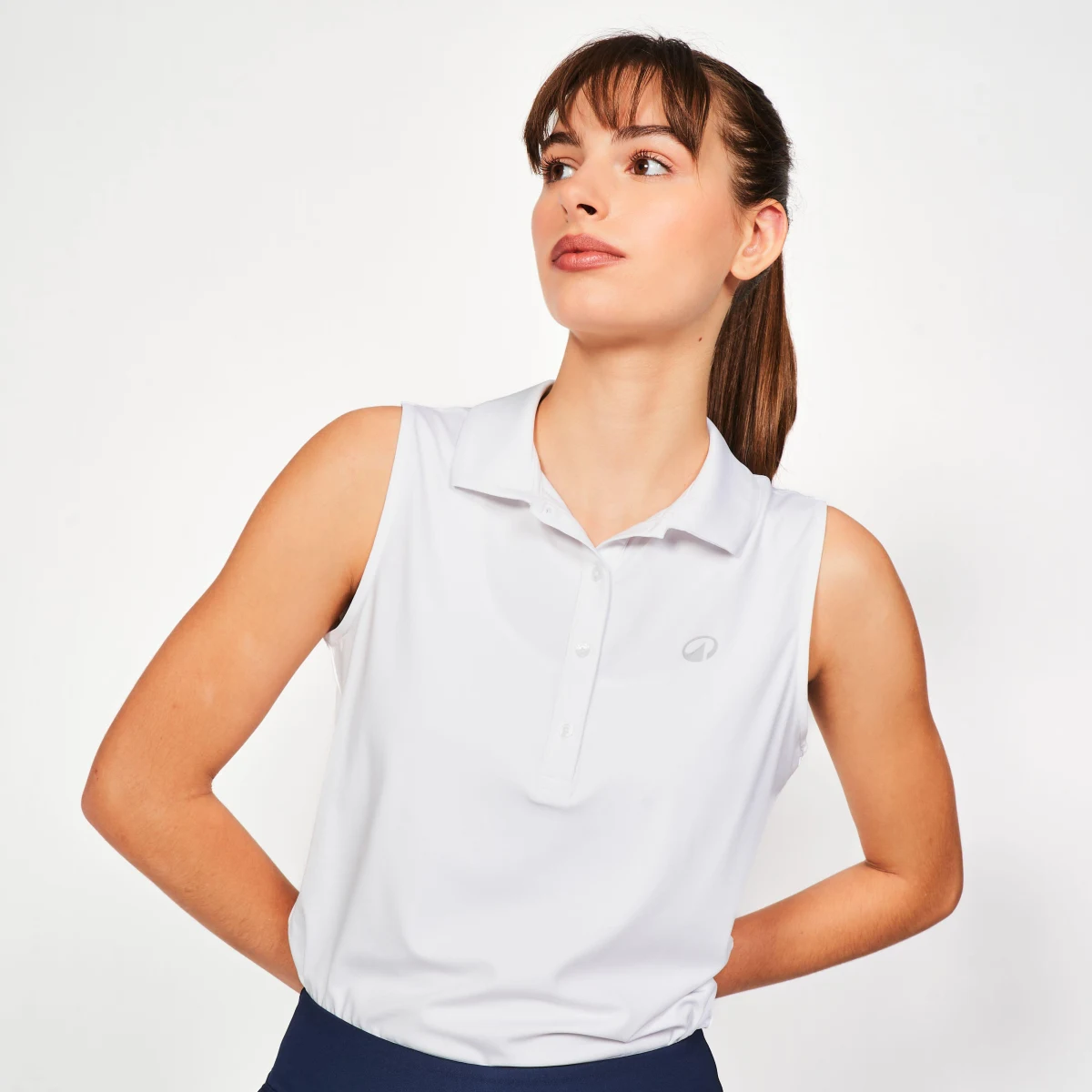 INESIS Dámska golfová polokošeľa WW500 bez rukávov biela M · záber 1