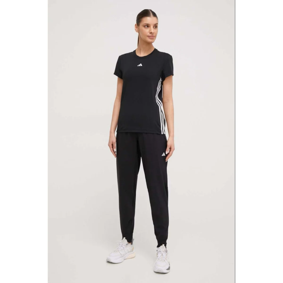 Dámske tréningové tričko s krátkym rukávom ADIDAS HYGLM T BLACK WHITE · záber 5