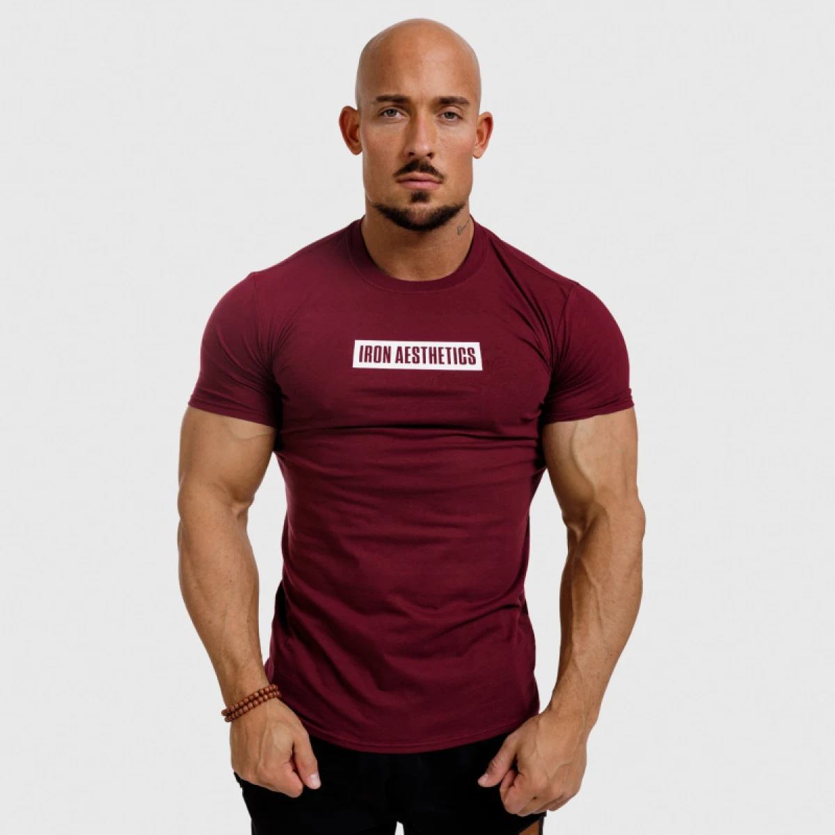 Pánske fitness tričko Iron Aesthetics Boxed, bordové · záber 1