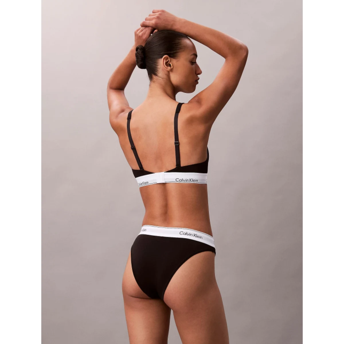 Dámske nohavičky CALVIN KLEIN Tanga Icon Cotton Modal black · záber 3