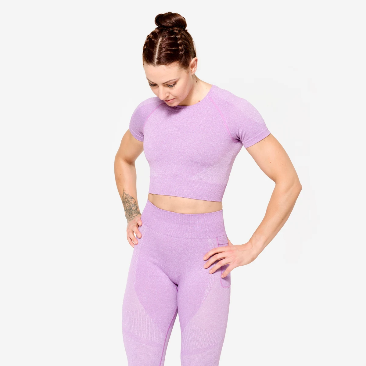 DOMYOS Dámske crop top tričko 900 na fitness bezšvové ružové XL · záber 1