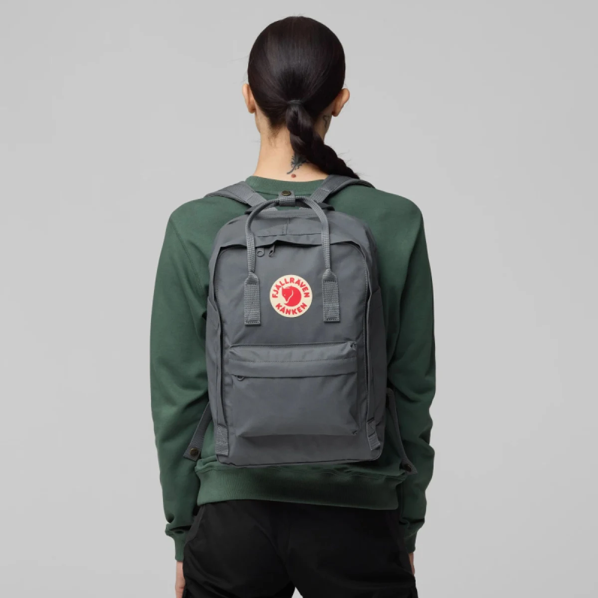 Batoh FJALLRAVEN Kanken Laptop 15 - super grey · záber 5