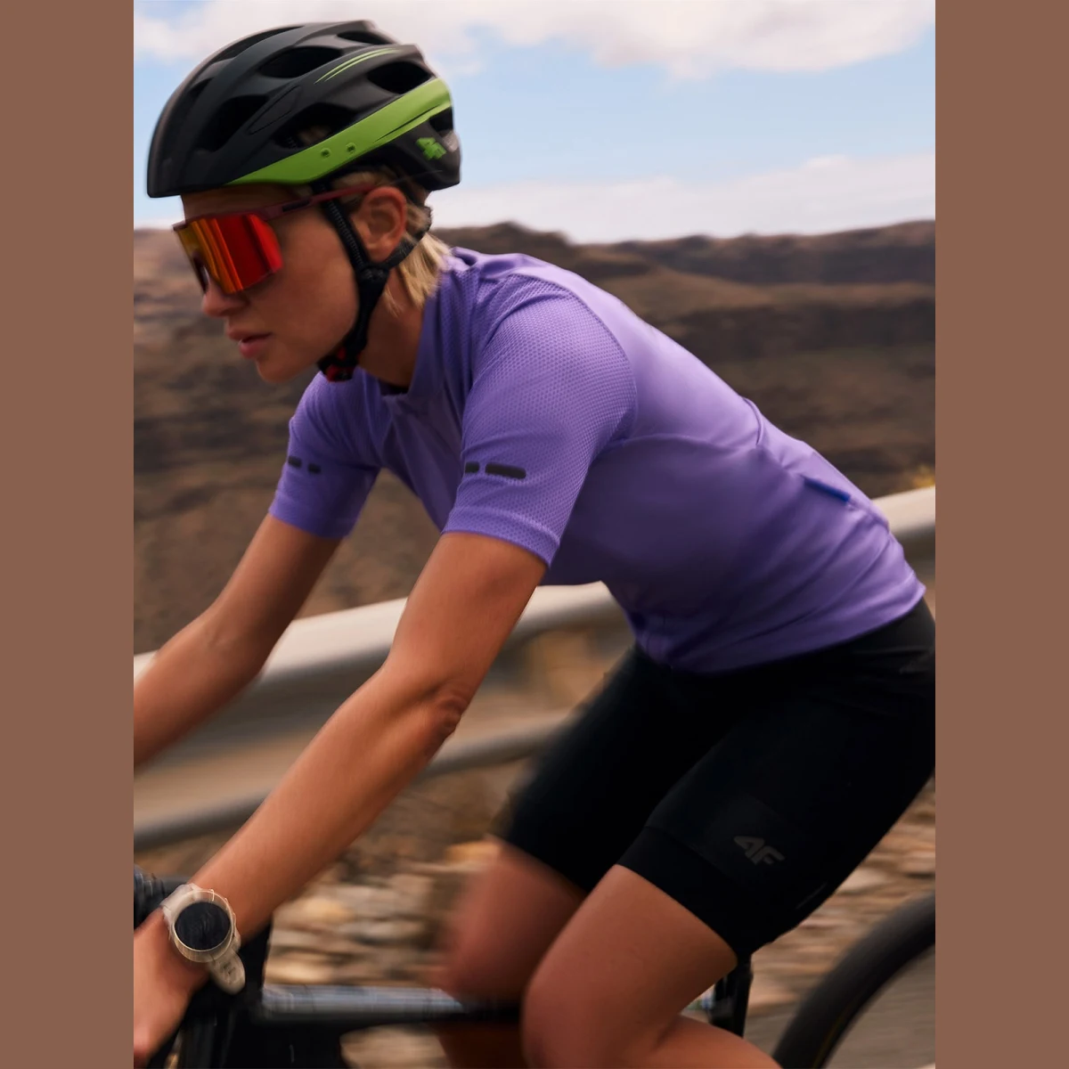 Dámský cyklistický dres s ochranou UPF50+ - fialový · záber 1